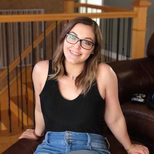 Meet your Posher, Emma